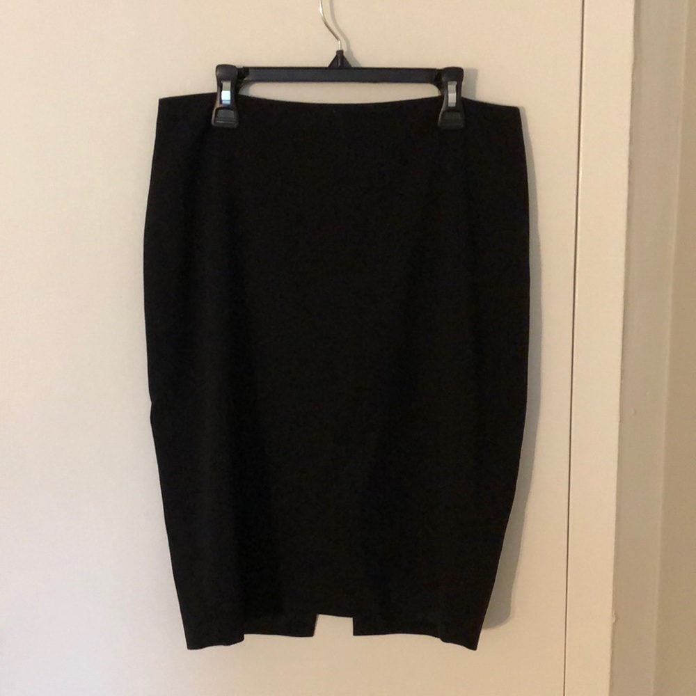 T Tahari Black Aspen Pencil Skirt